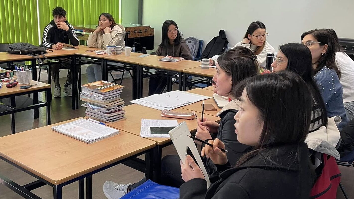 Adult English class in Dublin